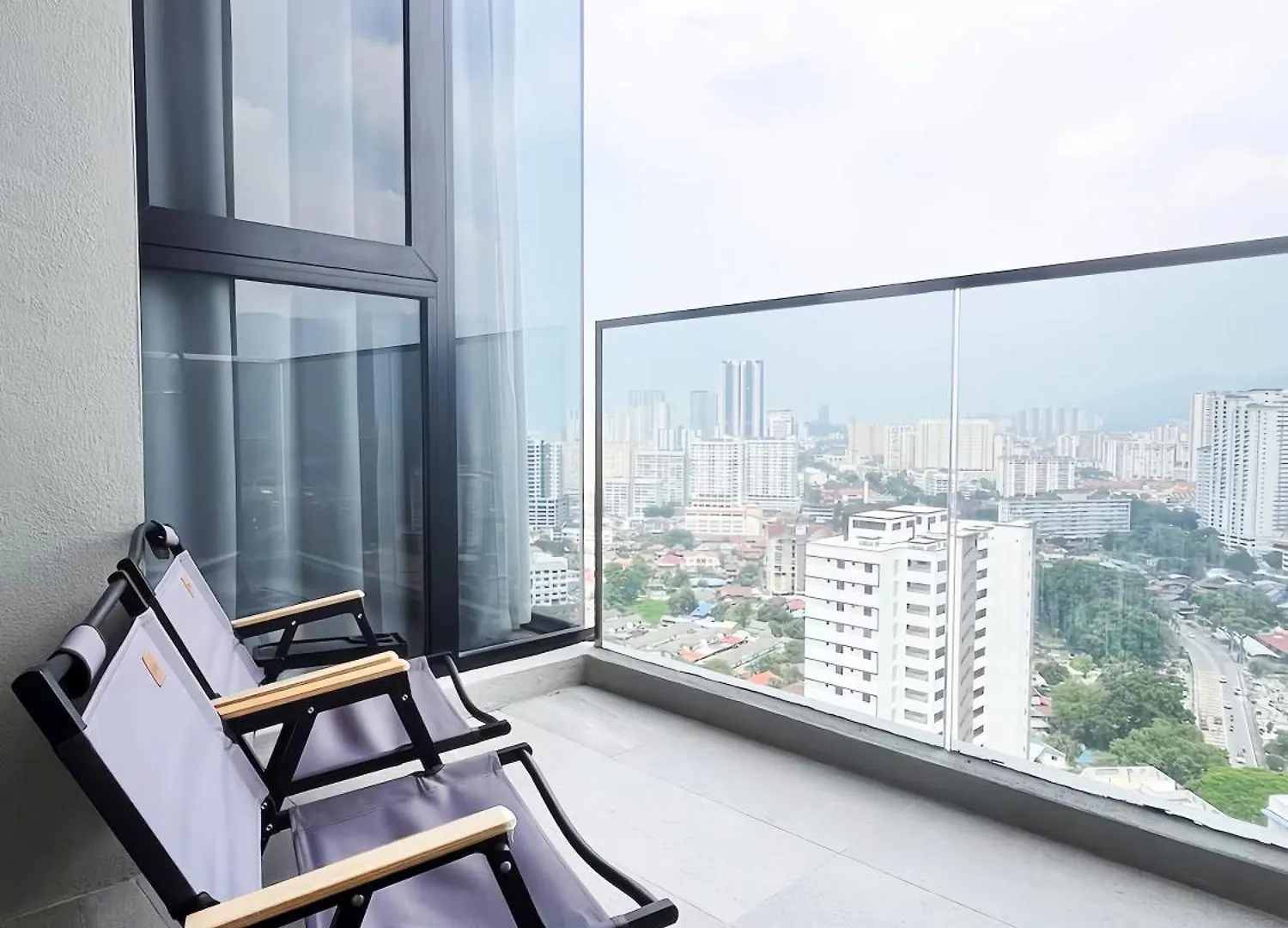 Beacon Executive Suite George Town Apartment